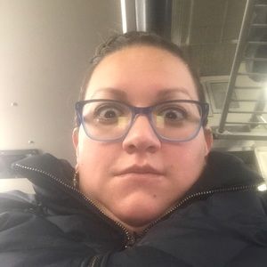 Meet your Posher, Yuridia